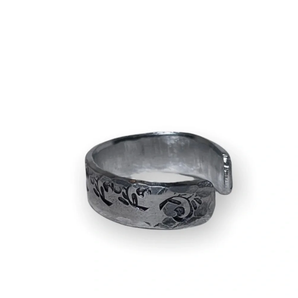Handmade 8 stamped boho‎ floral pattern silver hypoallergenic adjustable ring